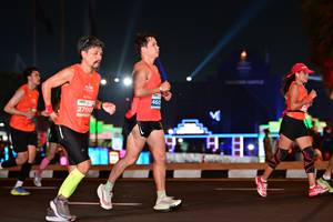 BIB: 460, 2700
                            <button type="button" onclick="openModal(15094884)" class="btn btn-primary btn-sm float-right btn-popup" data-toggle="modal" data-target=".modal-high-quality">
                        <i class="fas fa-shopping-cart"></i> Add to Cart
                    </button>
                                            <button type="button" onclick="isThisMe(15094884, true)" class="btn btn-success btn-sm float-right btn-popup btn-isme hidden" data-toggle="tooltip" data-placement="bottom" title="นี่คือรูปของคุณใช่ไหม คลิกที่นี่เพื่อเอาเข้าอัลบั้ม">
                        <i class="fas fa-plus"></i> Add to album
                    </button>
                    <button type="button" onclick="isThisMe(15094884, false)" class="btn btn-warning btn-sm float-right btn-popup btn-isnotme hidden">
                        <i class="fas fa-ban"></i> Remove from album
                    </button>